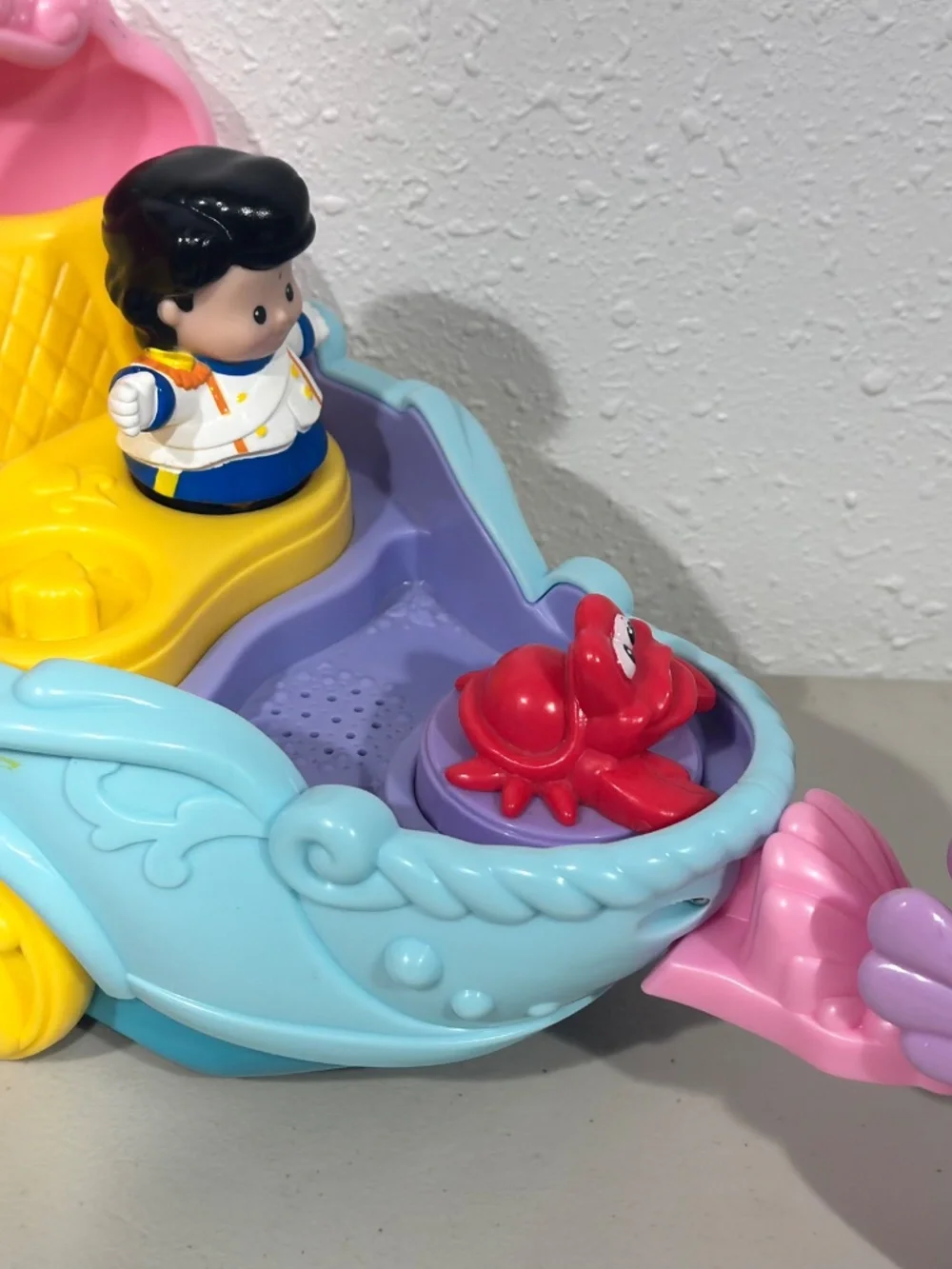 Fisher Price Disney Little People Little Mermaid Ariel Eric Carriage Boat LOT